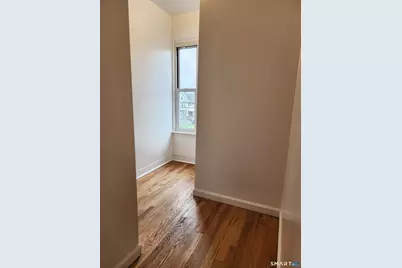 202 Harral Avenue #B, Bridgeport, CT 06604 - Photo 10