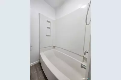 202 Harral Avenue #B, Bridgeport, CT 06604 - Photo 12