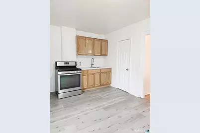 202 Harral Avenue #B, Bridgeport, CT 06604 - Photo 2