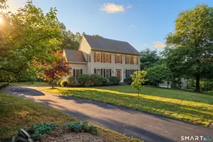 25 Fenwick Dr, Avon, CT 06001 - Photo 30