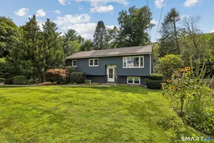 25 Woodbury Dr, Danbury, CT 06811 - Photo 1