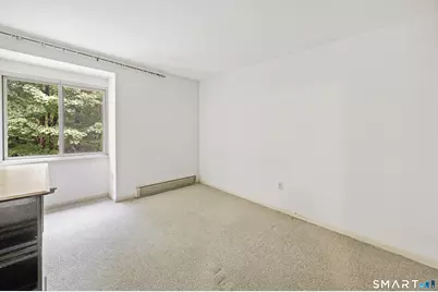 1581 Meriden Waterbury Turnpike #6, Southington, CT 06489 - Photo 14