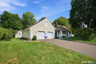 7 Play Road, Enfield, CT 06082 - Photo 2
