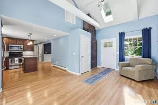 7 Play Rd, Enfield, CT 06082 - Photo 10