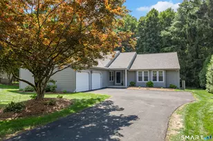 3 Racebrook Ct, Cheshire, CT 06410 - Photo 2