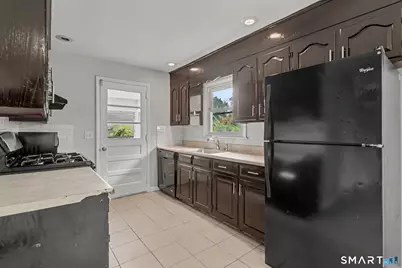 115 Forestview Road, Bridgeport, CT 06606 - Photo 12