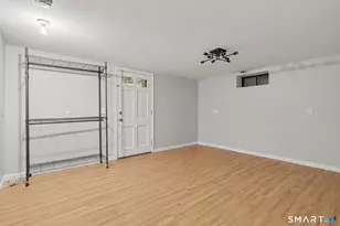 115 Forestview Rd, Bridgeport, CT 06606 - Photo 26