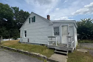 386 Bayonet St, New London, CT 06320 - Photo 2