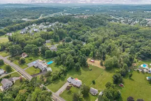 157 Evergreen Rd, Cromwell, CT 06416 - Photo 4