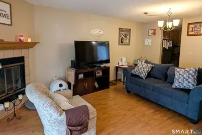 29 Kathleen Drive #7E, Windham, CT 06226 - Photo 6