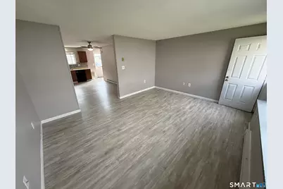 1081 New Haven Road #3D, Naugatuck, CT 06770 - Photo 2