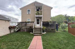 20-22 Grasso Terrace, Bridgeport, CT 06604 - Photo 4