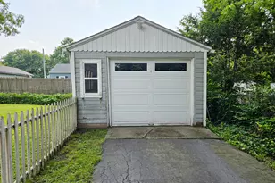 417 Atwood Ave, Waterbury, CT 06705 - Photo 4