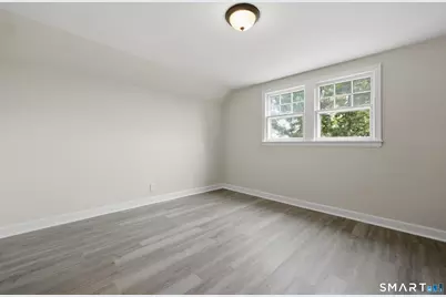 34 Corona Drive, Waterbury, CT 06708 - Photo 6