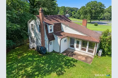 7 Fitzgerald Avenue, Waterford, CT 06385 - Photo 2