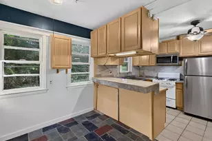 7 Fitzgerald Ave, Waterford, CT 06385 - Photo 18