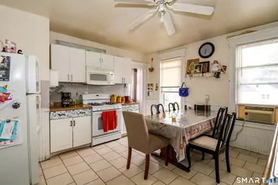 204 Savoy Street, Bridgeport, CT 06606 - Photo 18