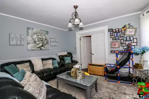 204 Savoy St, Bridgeport, CT 06606 - Photo 12