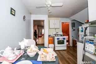 204 Savoy St, Bridgeport, CT 06606 - Photo 24