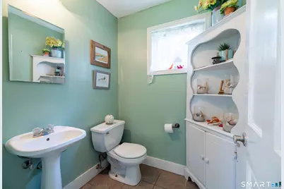 8-B Godfrey Street, Groton, CT 06355 - Photo 12