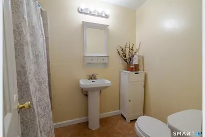 8-B Godfrey Street, Groton, CT 06355 - Photo 30