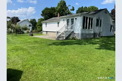21 Brookfield Meadows Road, Brookfield, CT 06804 - Photo 2