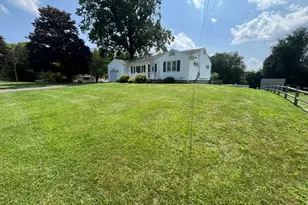 21 Brookfield Meadows Rd, Brookfield, CT 06804 - Photo 14