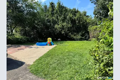 879 Congress Avenue, Waterbury, CT 06708 - Photo 8