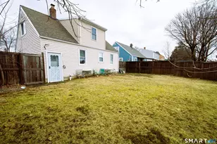 435 Ruth St, Bridgeport, CT 06606 - Photo 36