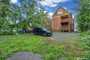 139 Homestead Ave, Hartford, CT 06112 - Photo 24
