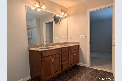 159 Bradford Walk, New Britain, CT 06053 - Photo 16