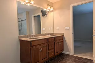 159 Bradford Walk, New Britain, CT 06053 - Photo 16
