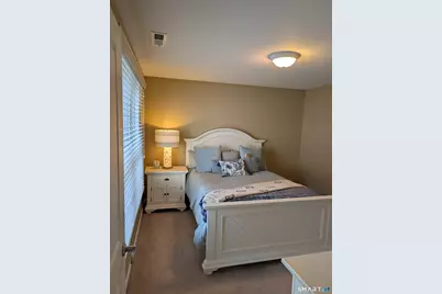 159 Bradford Walk, New Britain, CT 06053 - Photo 20