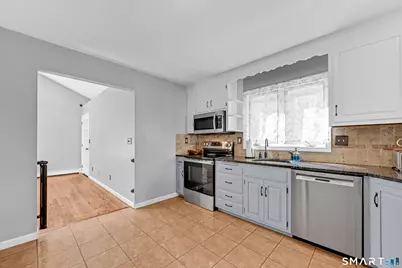 15 Ridgewood Street, Bristol, CT 06010 - Photo 8