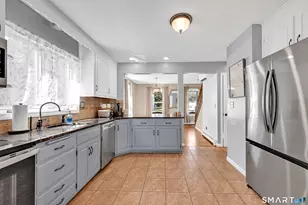 15 Ridgewood St, Bristol, CT 06010 - Photo 6