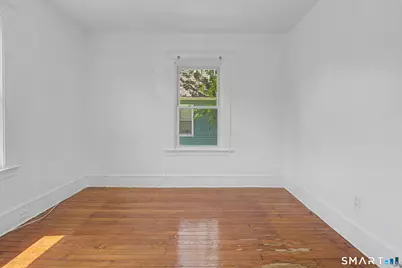 31 Smith Street, West Haven, CT 06516 - Photo 12