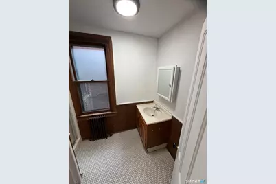 582 Kossuth Street #3, Bridgeport, CT 06608 - Photo 4
