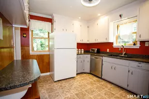 27 Laurel Cir Dr, Norwich, CT 06360 - Photo 14