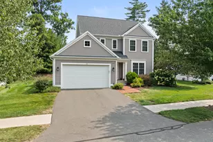 21 Carson Way, Simsbury, CT 06070 - Photo 2