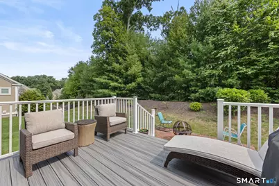 21 Carson Way, Simsbury, CT 06070 - Photo 30