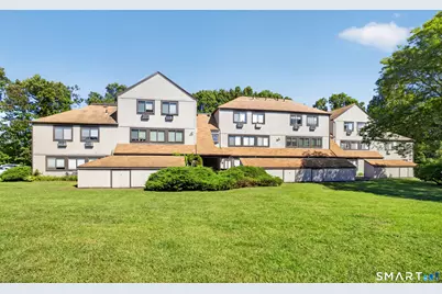 10 Pineview Drive #D, Branford, CT 06405 - Photo 4