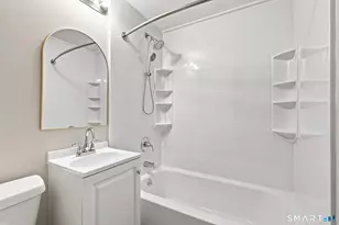 134 Oxford Dr, East Hartford, CT 06118 - Photo 18