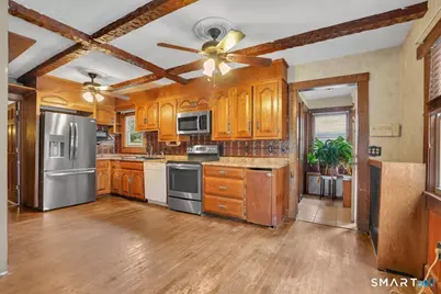 318 Middle Turnpike East, Manchester, CT 06040 - Photo 10