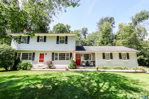 27 Powder Horn Hill, Brookfield, CT 06804 - Photo 2