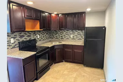32 Cook Avenue #103, Meriden, CT 06451 - Photo 2