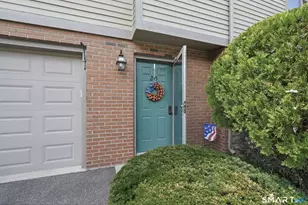 213 Metacomet Dr, Meriden, CT 06450 - Photo 2