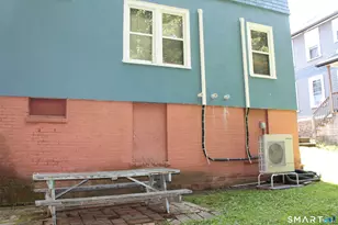 17 Akron St, Meriden, CT 06450 - Photo 6