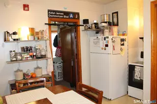 17 Akron St, Meriden, CT 06450 - Photo 30