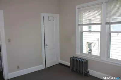 17 Akron Street, Meriden, CT 06450 - Photo 20