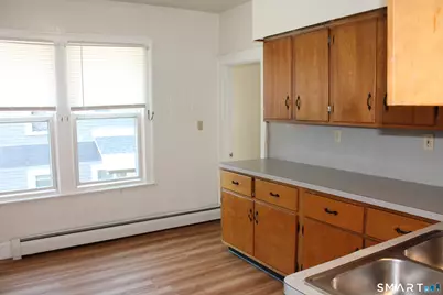 17 Akron Street, Meriden, CT 06450 - Photo 14